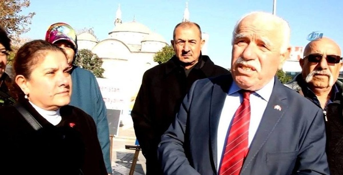 MHP\'li Kadınlardan Türkmen Mezalimi Sergisi