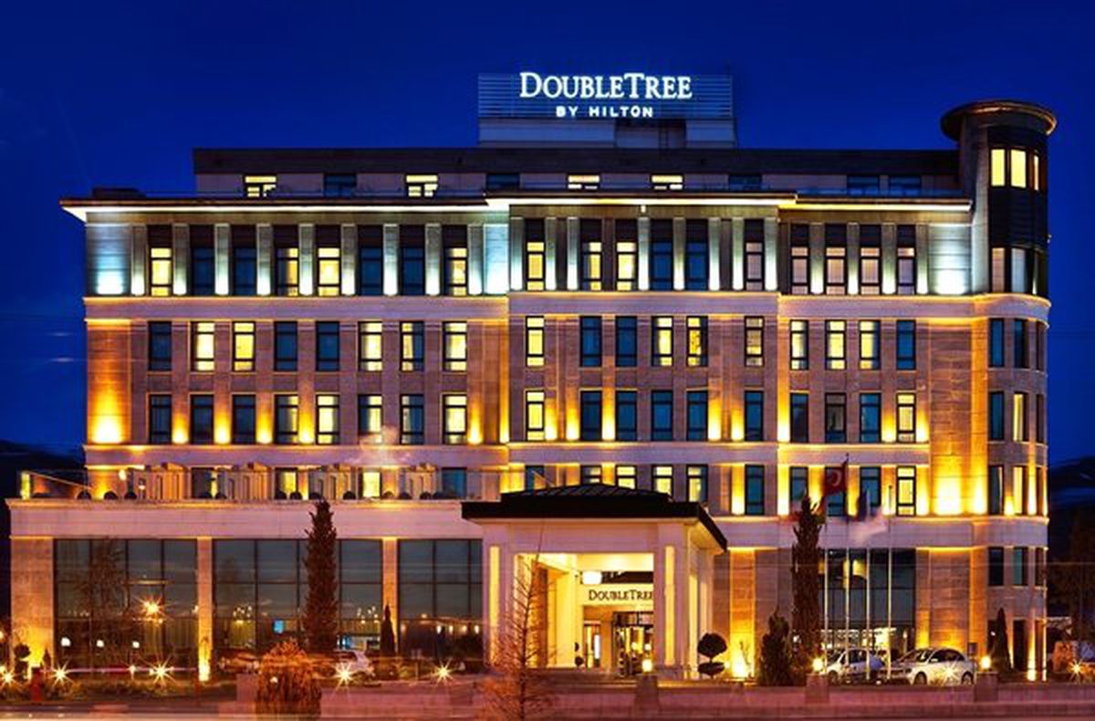 Öğretmenler Hilton\'da Coştu