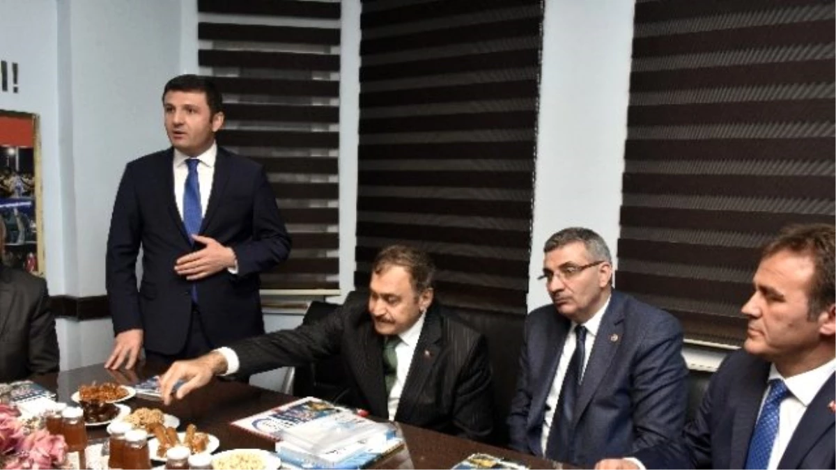 Orman ve Su İşleri Bakanı Veysel Eroğlu Gümüşhane\'de