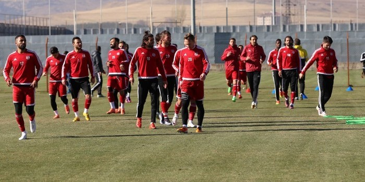 Sivasspor Evinde Kazanmak İstiyor!