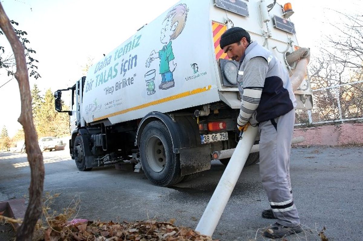 Talas\'ta Teknolojik Yaprak Temizliği