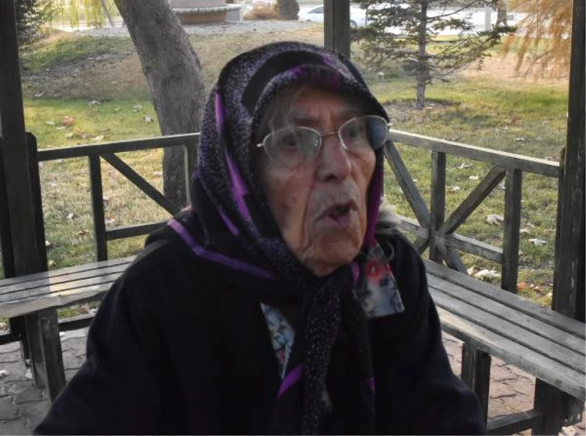 Telefon Dolandırıcıları 90 Yaşındaki Kadının, 480 Bin Lirasını Dolandırdı