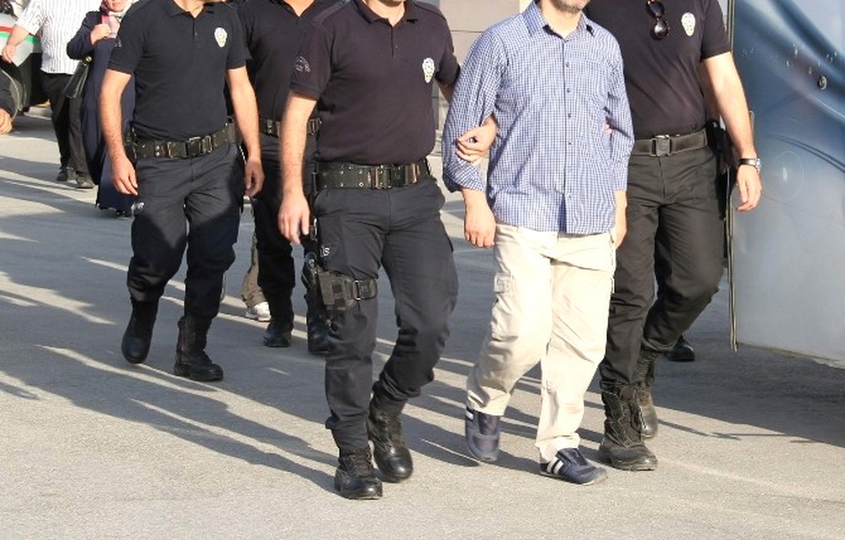 Uşak\'ta Fetö\'den 8 Kişi Daha Gözaltına Alındı