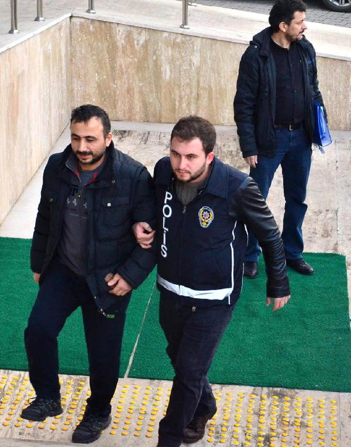 Zonguldak\'ta 7 Kişi Fetö\'den Tutuklandı