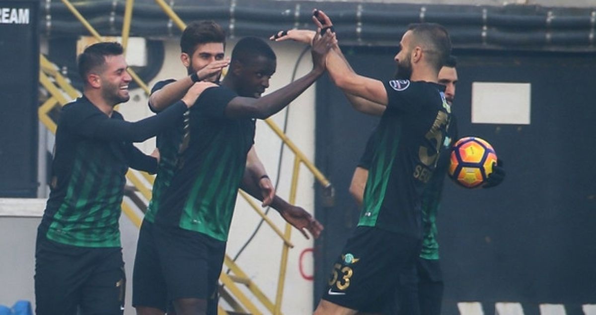 Akhisar Belediyespor, Kasımpaşa'yı 1-0 Yendi