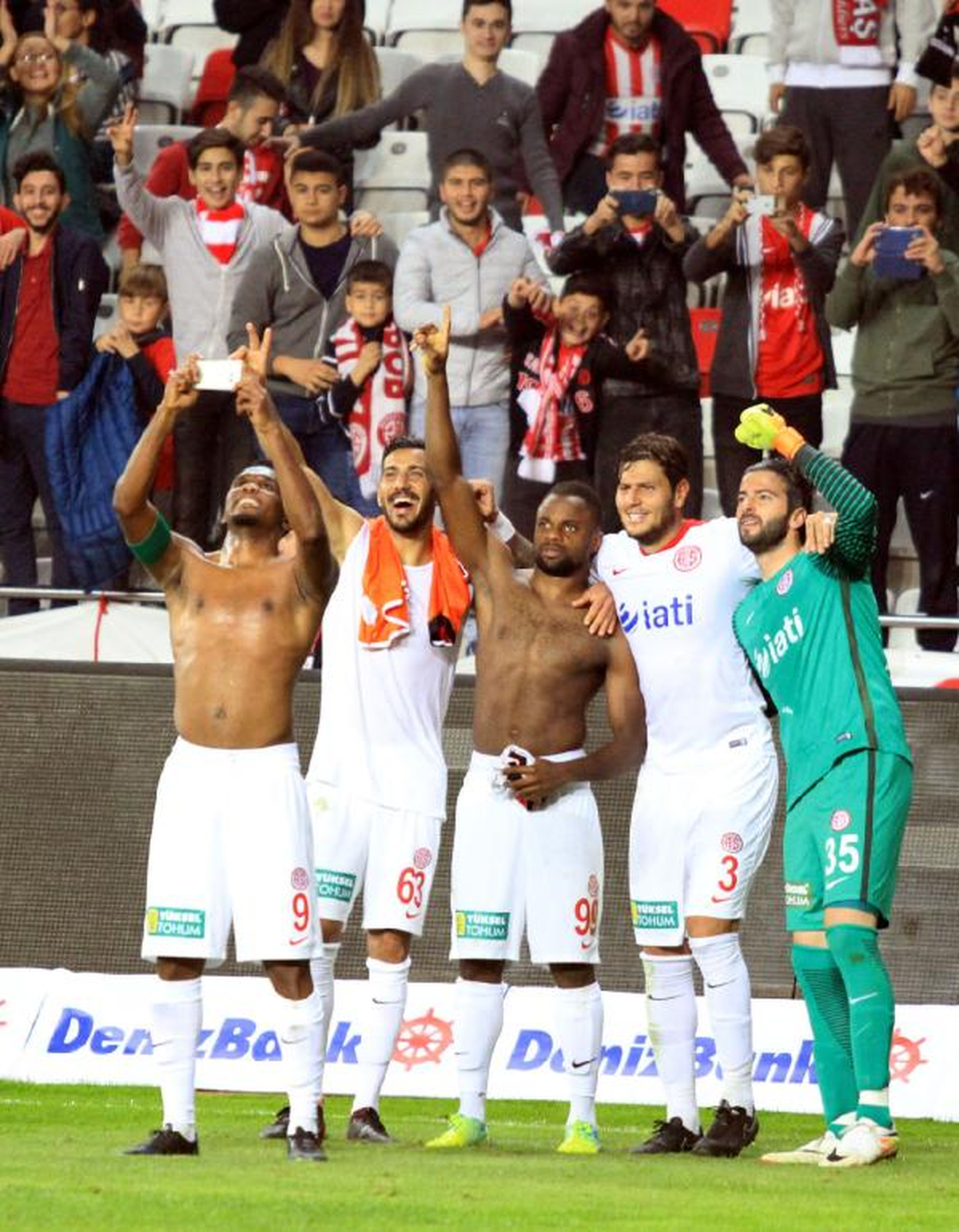 Antalyaspor- Adanaspor Soyunma Odaları