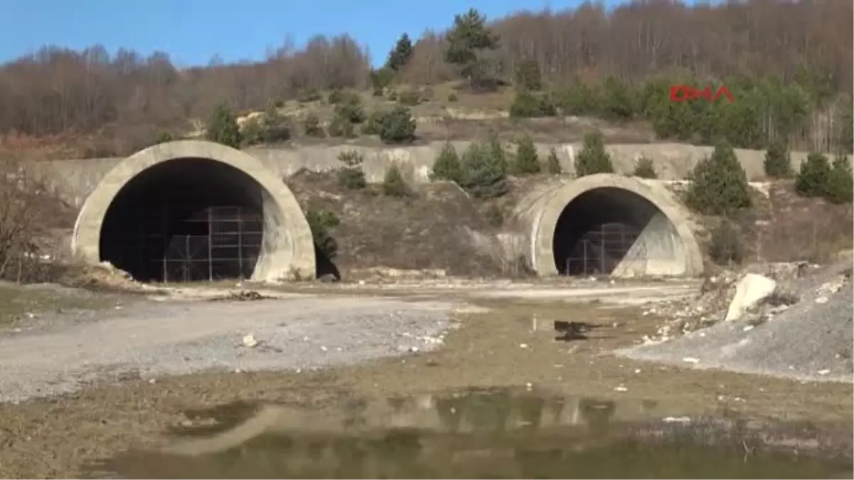 Bolu Dağı Tüneli\'nin Terk Edilen Tüpleri 17 Yıldır Atıl