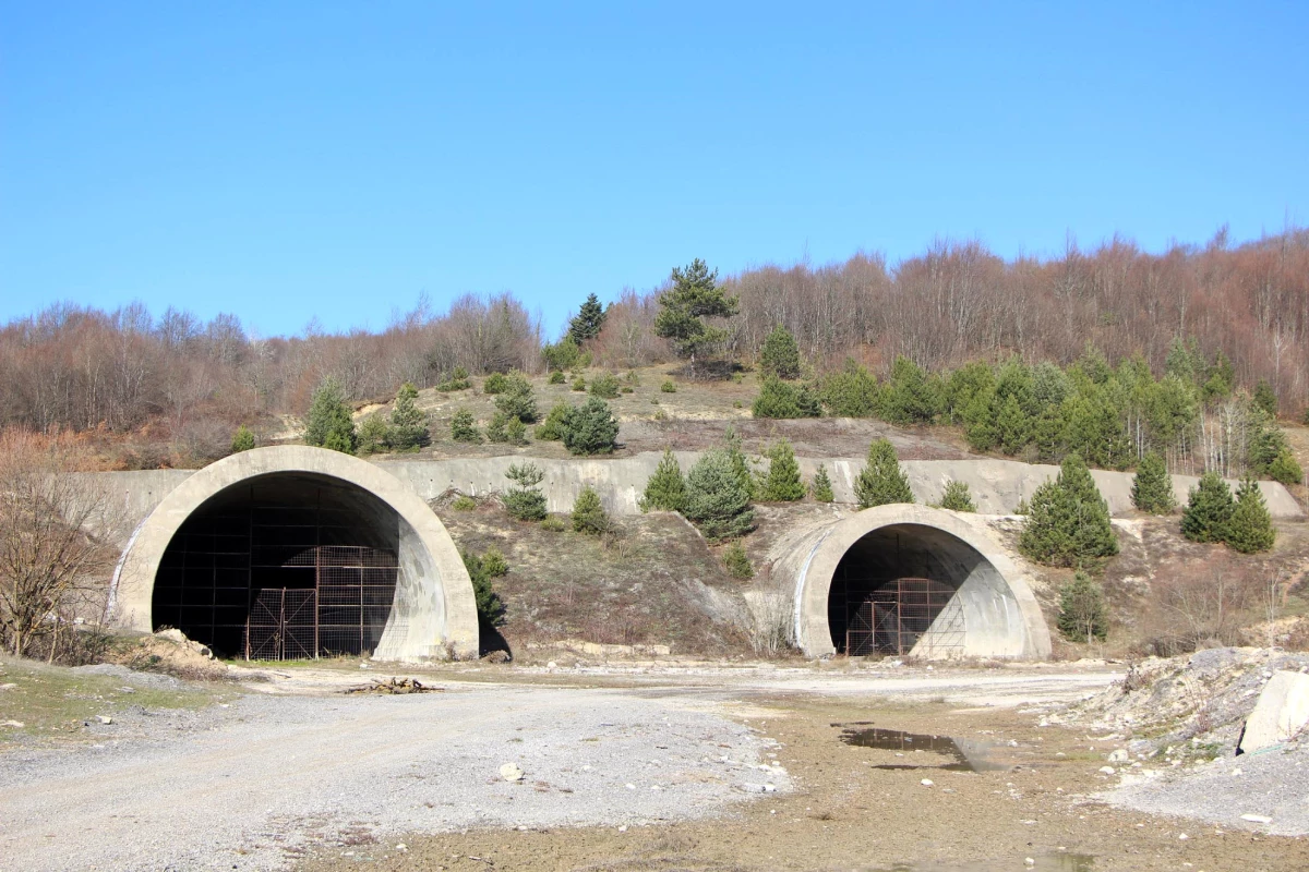 Bolu Dağı Tüneli\'nin Terk Edilen Tüpleri 17 Yıldır Atıl