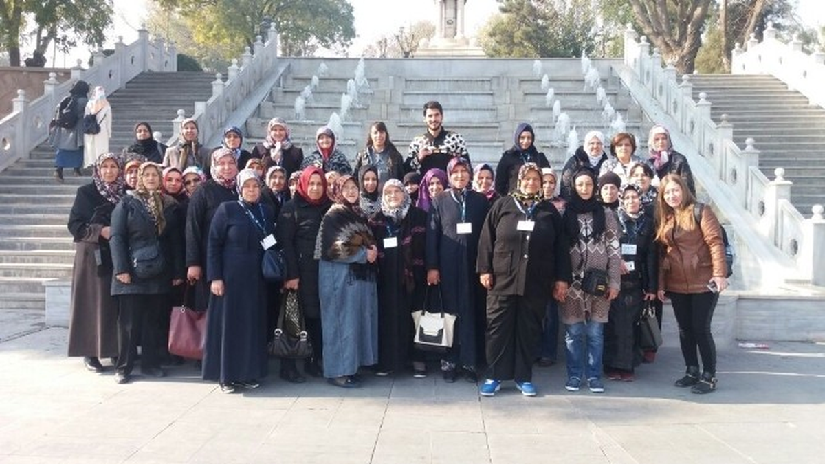 Bozüyük\'ten 4 Bin 914 Kişi Mevlana Hazretlerini Ziyaret Etti