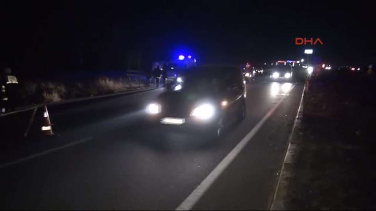 Yol Kenarında Ölü Olarak Bulundu