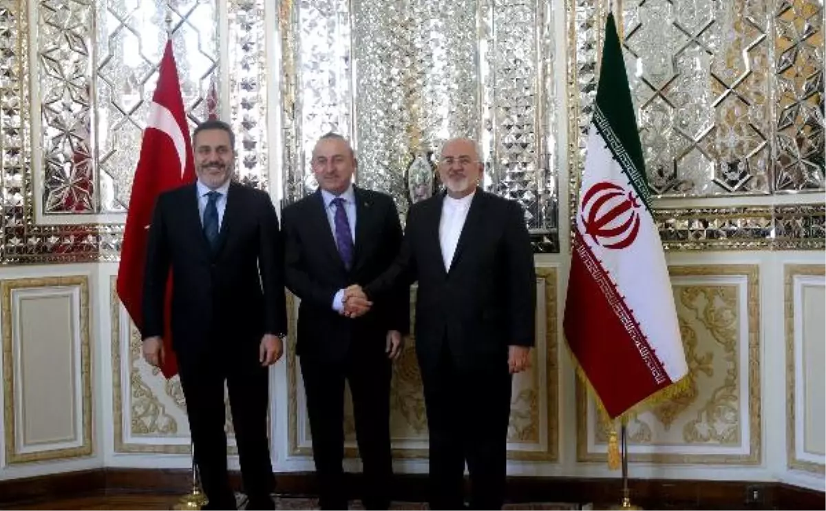 Dışişleri Bakanı Çavuşoğlu, İran\'da Mevkidaşı Zarif\'le Görüştü