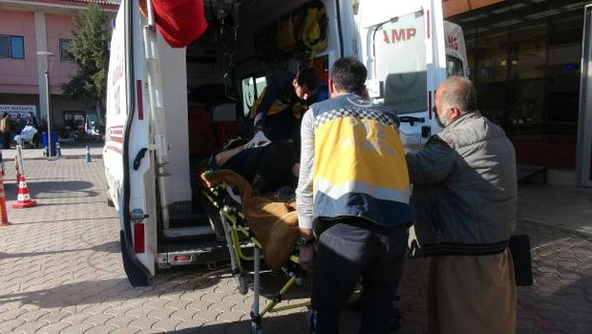 El Bab\'da Işid\'in Saldırısında Yaralanan 5 Sivil Kilis\'e Getirildi (3)