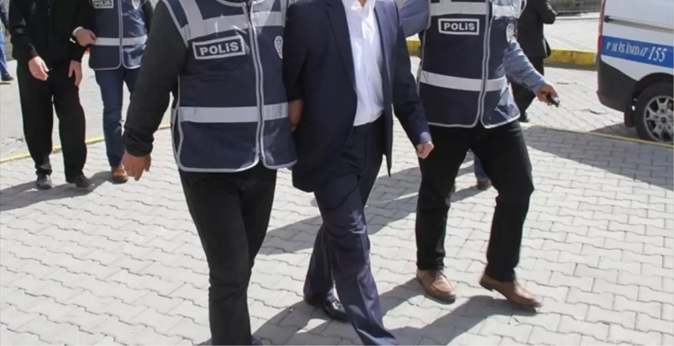 Fetö Operasyonunda 24 Öğretmen Gözaltına Alındı