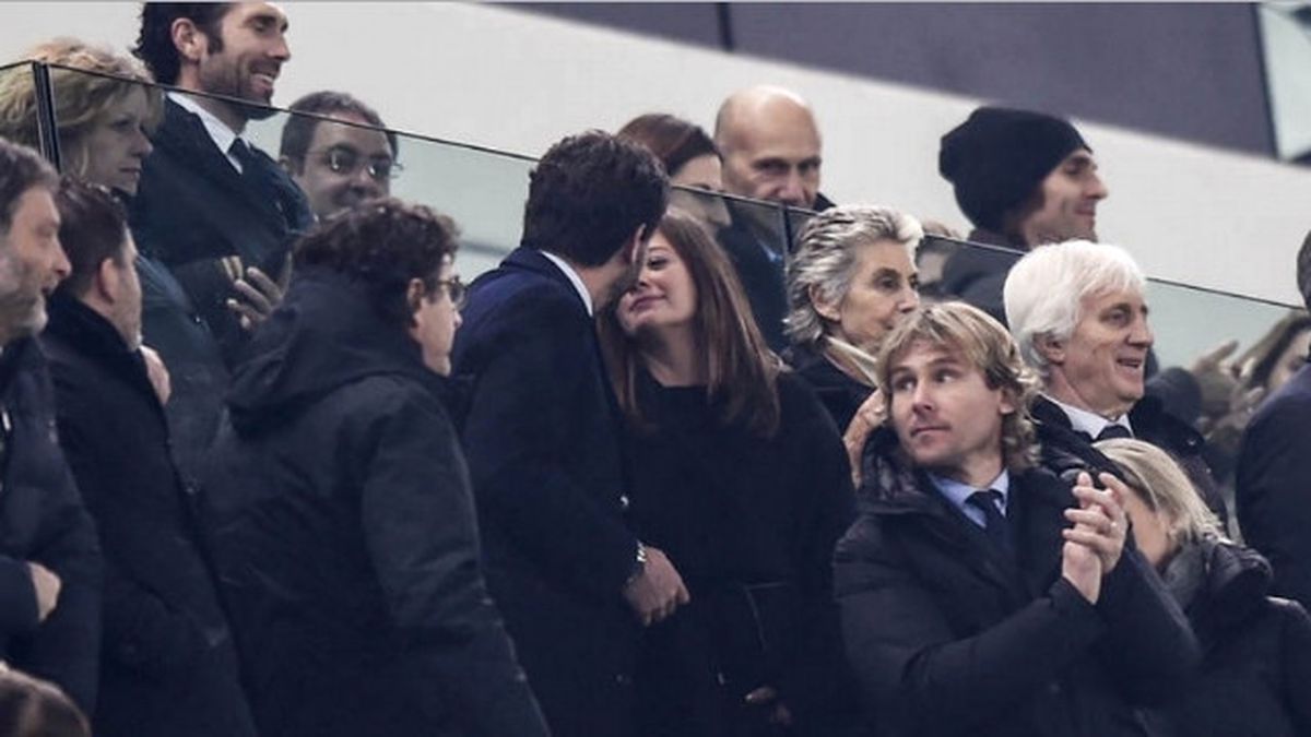 Juventus'un Başkanı Agnelli'nin Yasak Aşkı Deniz Akalın Hamile