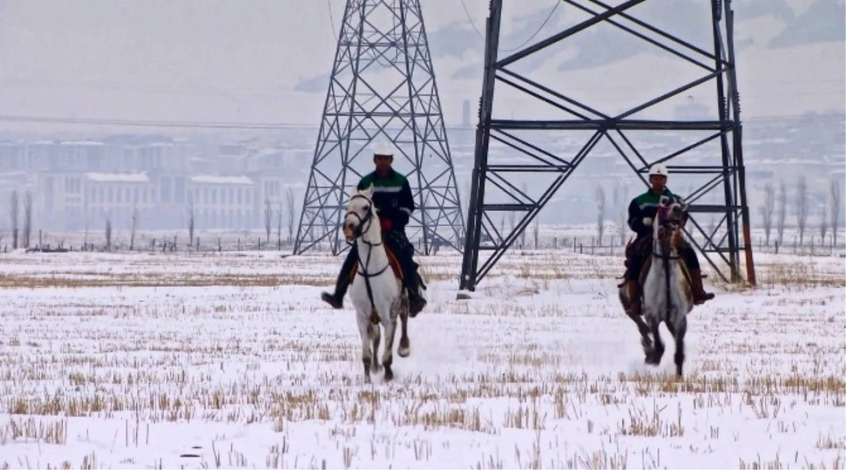 Kırsalda Kaçak Elektriğe Karşı Atlı Ekip Kuruldu
