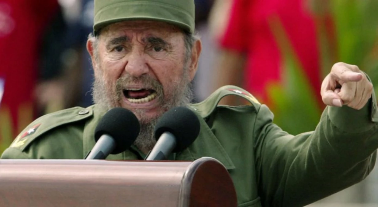 90 Yaşında Ölen Fidel Castro\'nun Son Sözleri "Savaşın" Oldu