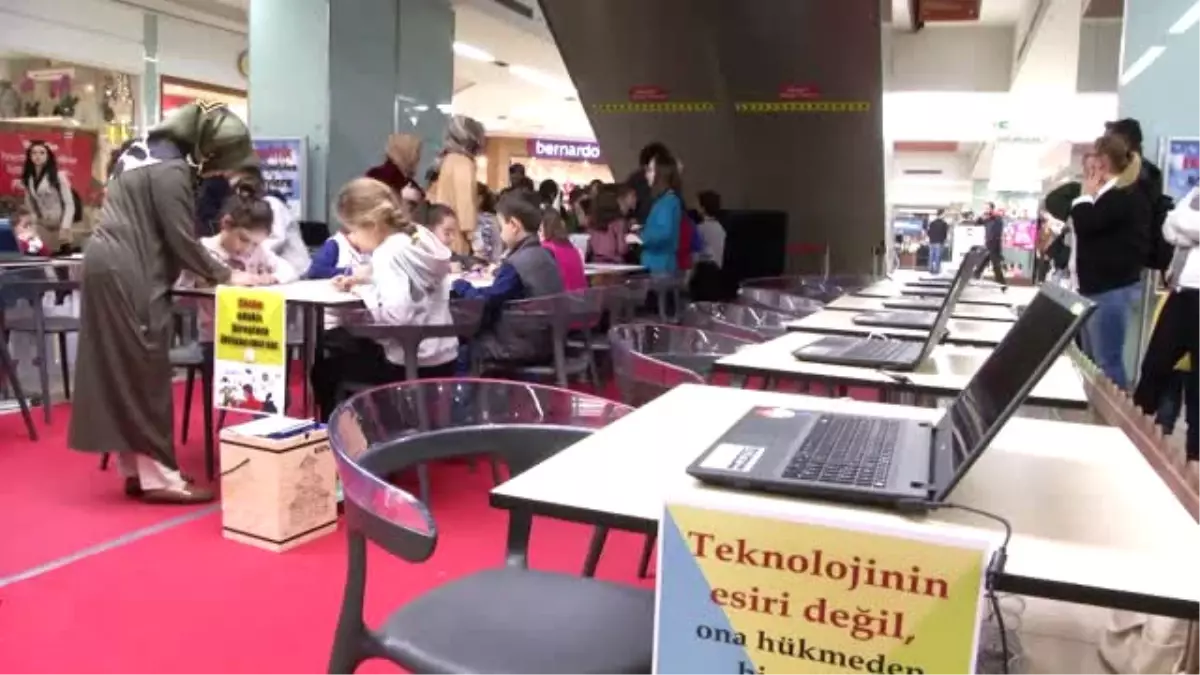 Öğrencilere "Bilgisayar Yazılımı" Eğitimi