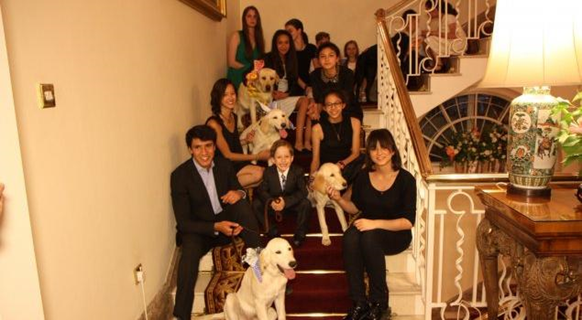 Rehber Köpekler İçin Sonbahar Balosu