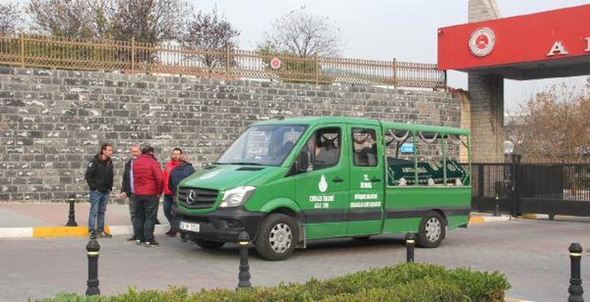 Şişli\'deki Soygun Sırasında Hayatını Kaybeden Karanfil\'in Cenazesi Adli Tıp Kurumu\'ndan Alındı