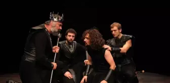 William Shakespeare'nin Macbeth'i Seyirci ile Buluştu