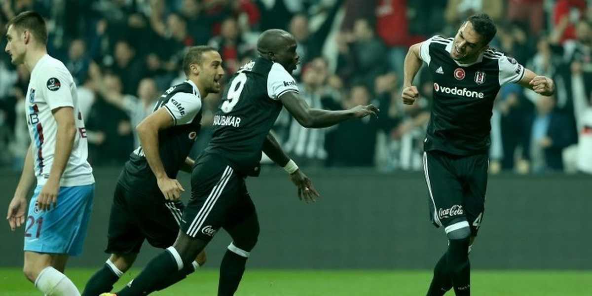 Yenilmezler\' Arena\'da Karşı Karşıya!