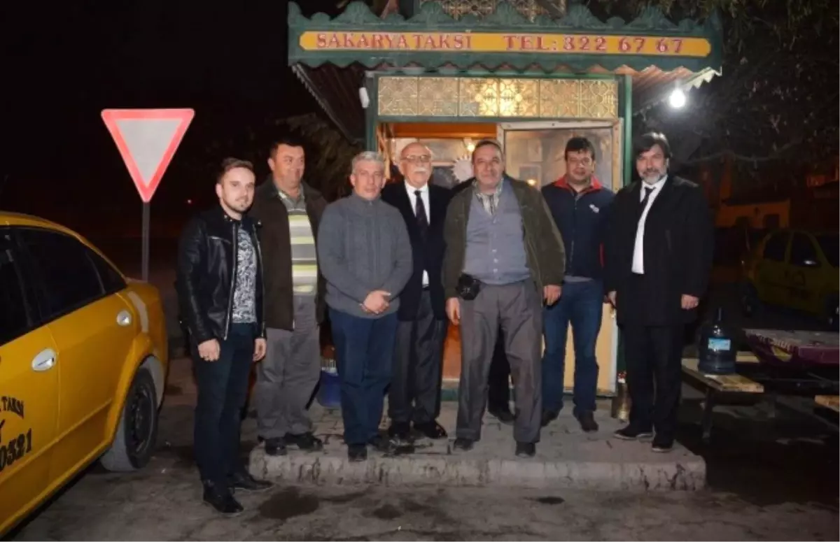 Bakan Avcı\'dan Taksi Durağına Ziyaret