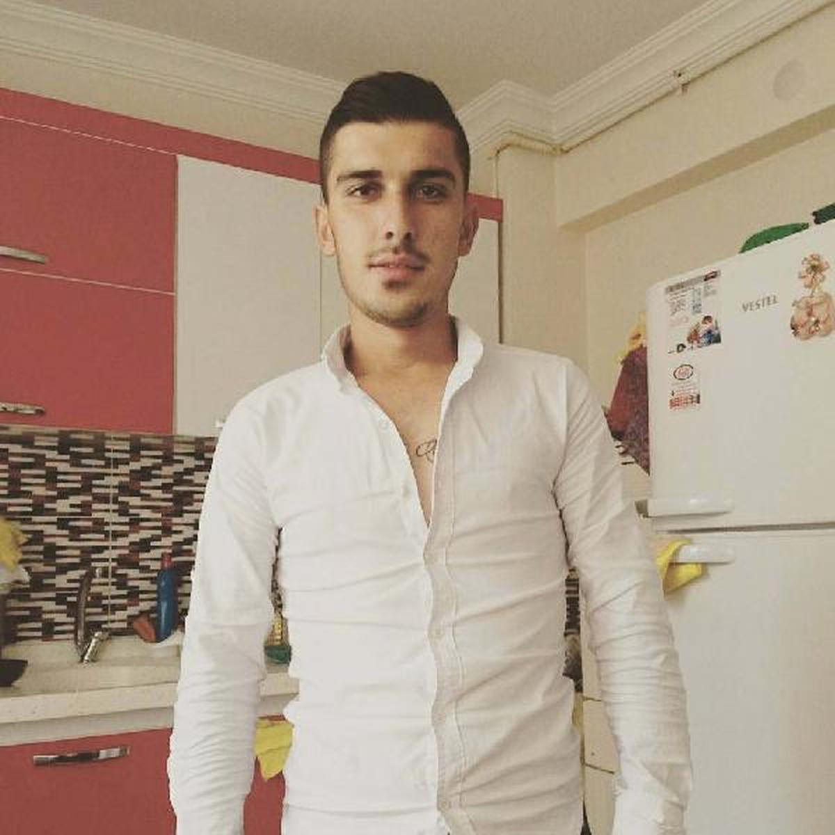 Bıçakladığı Arkadaşı Tarafından Pompalı Tüfekle Öldürüldü