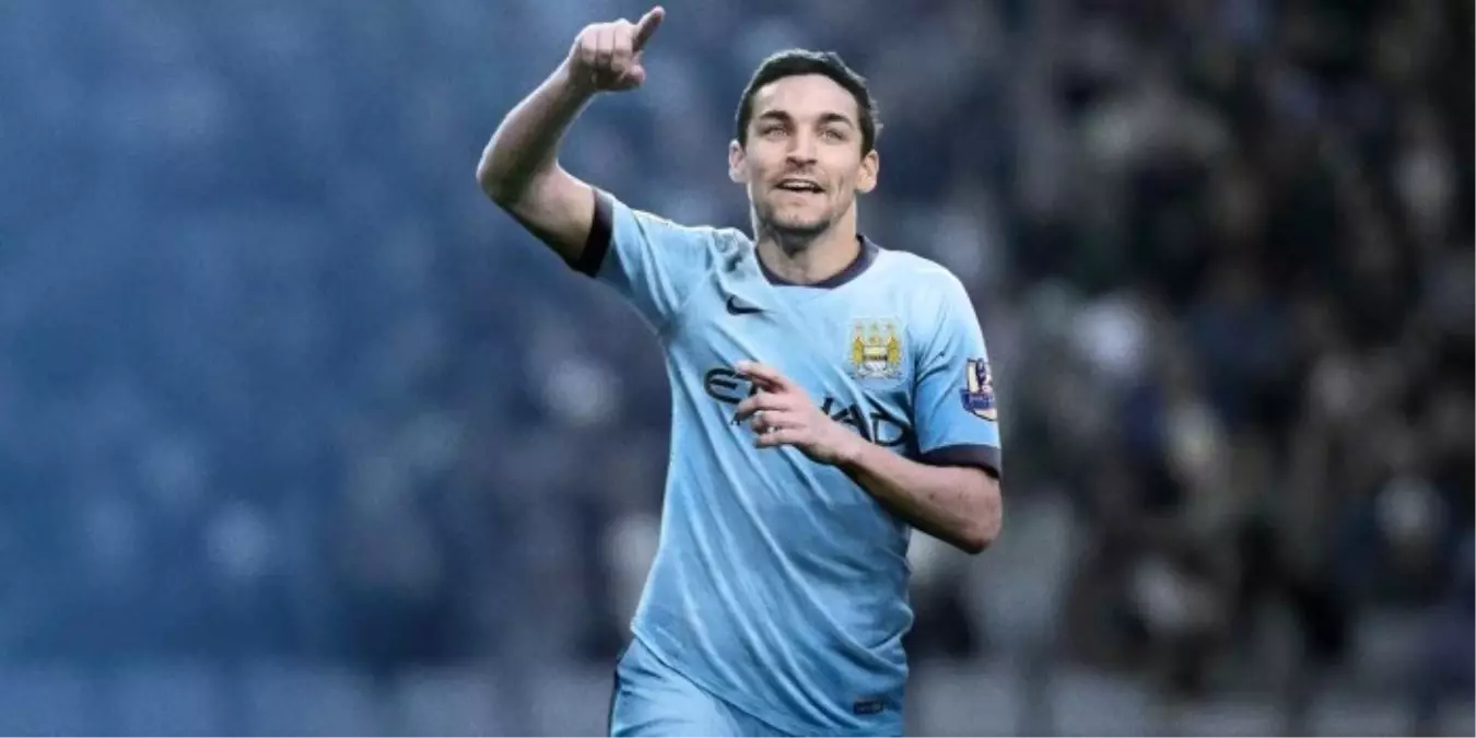 Fenerbahçe, Lens\'in Yüksek Bonservisi Nedeniyle Jesus Navas\'a Yöneldi