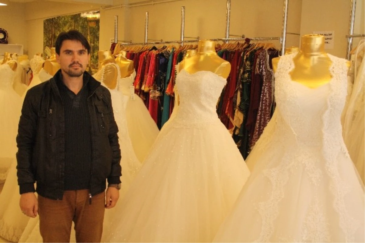 Yozgat\'ta Yazın Düğün Yapacak Olanlar, Gelinliklerini Kışın Hazırlatıyor
