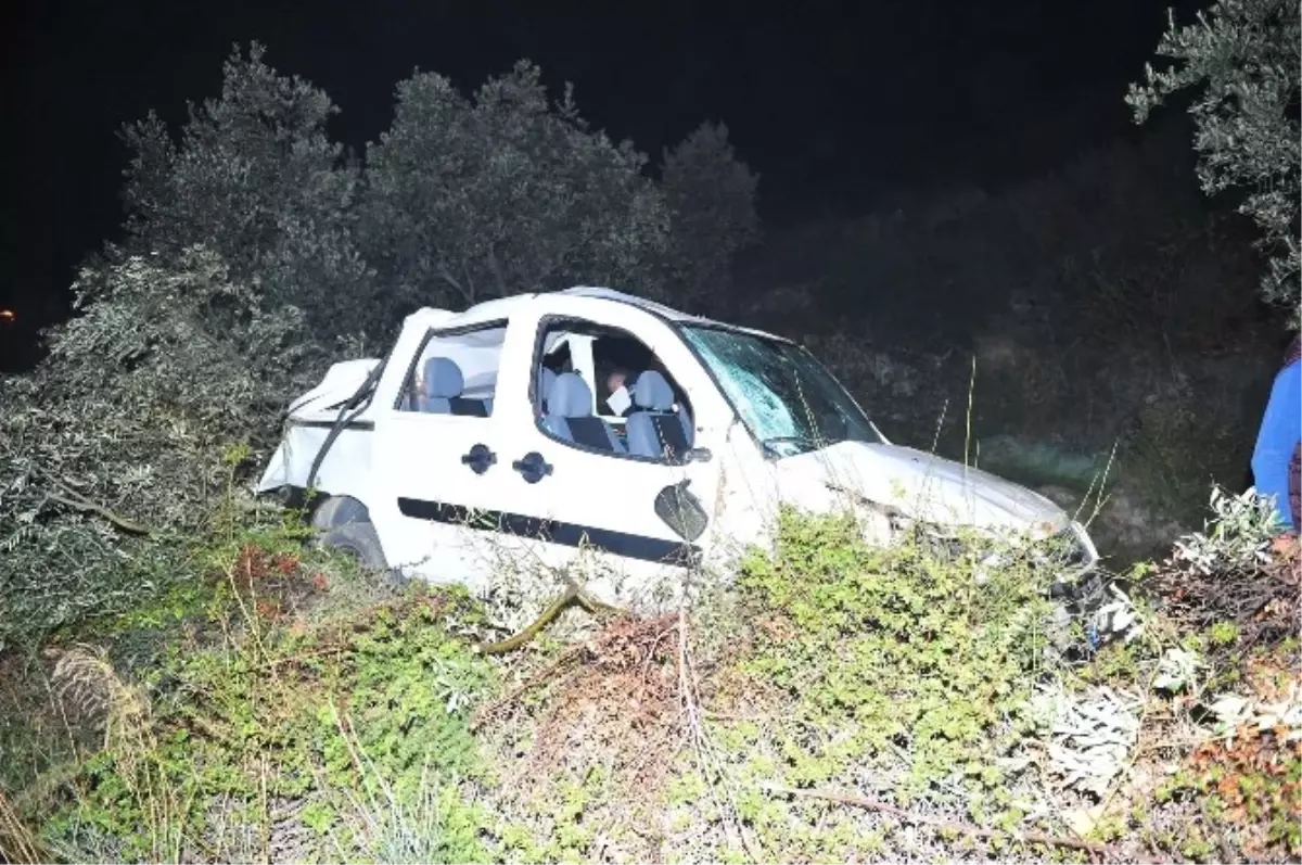 25 Metreden Uçan Araçtan 4 Arkadaş Sağ Kurtuldu