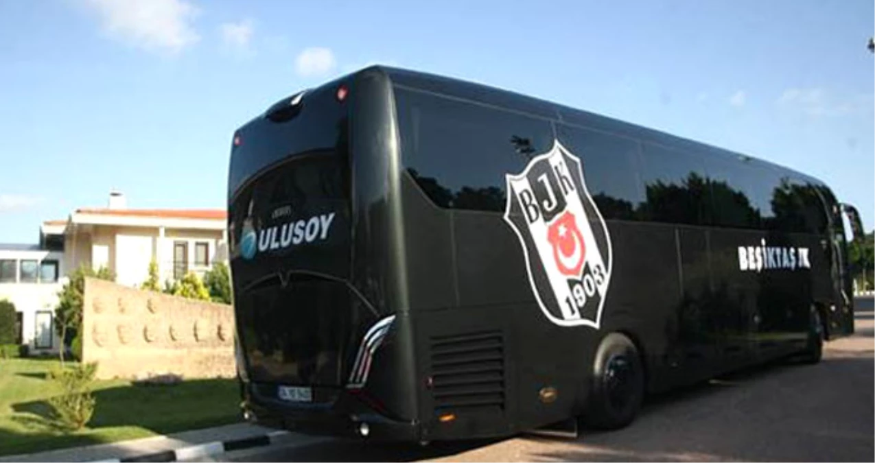 Beşiktaş'ta Futbolcuların Midesini Bulandıran Siyah Film Kaldırıldı