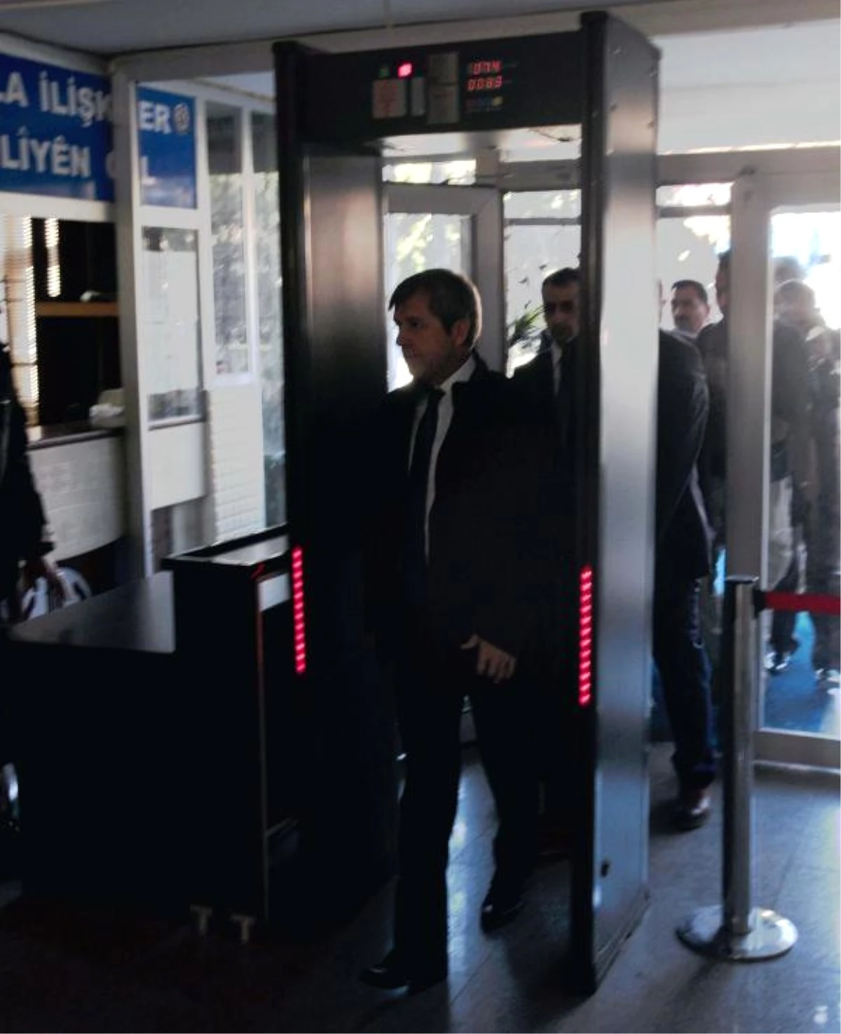 Bitlis Valisi Çınar, Belediyede Başkanlık Koltuğuna Otordu