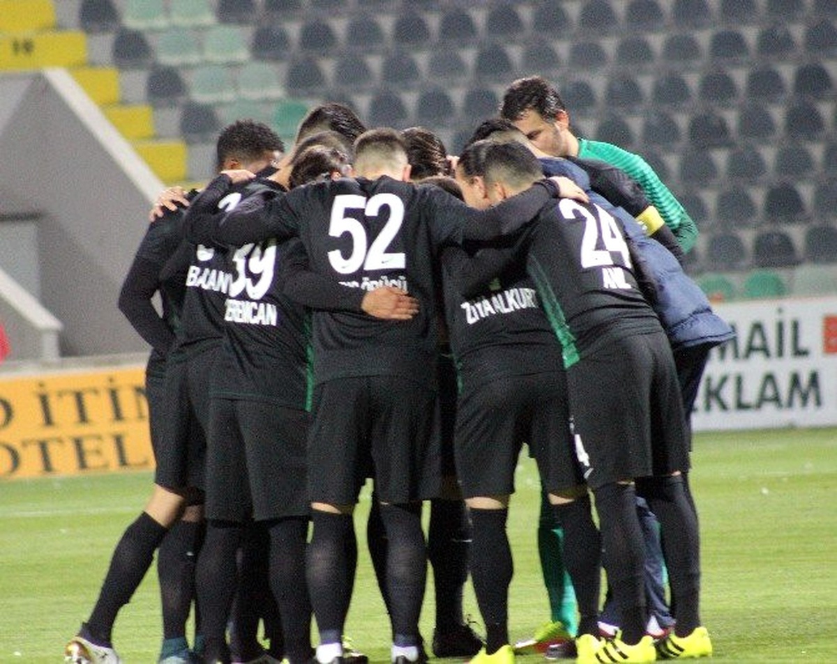 Denizlispor\'un Teknik Direktörü Namık Kemal Sarıyer: "Yediğimiz Golün Telafisi Yoktu"