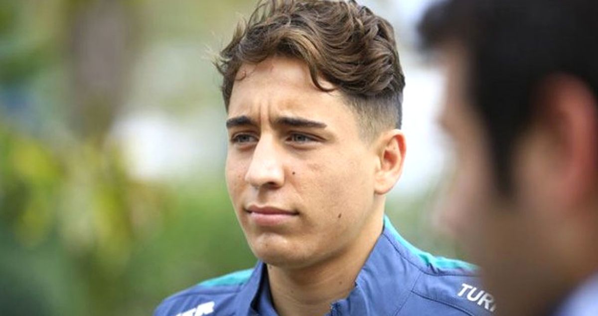 Emre Mor'un Karın Kasları Beğeni Topladı