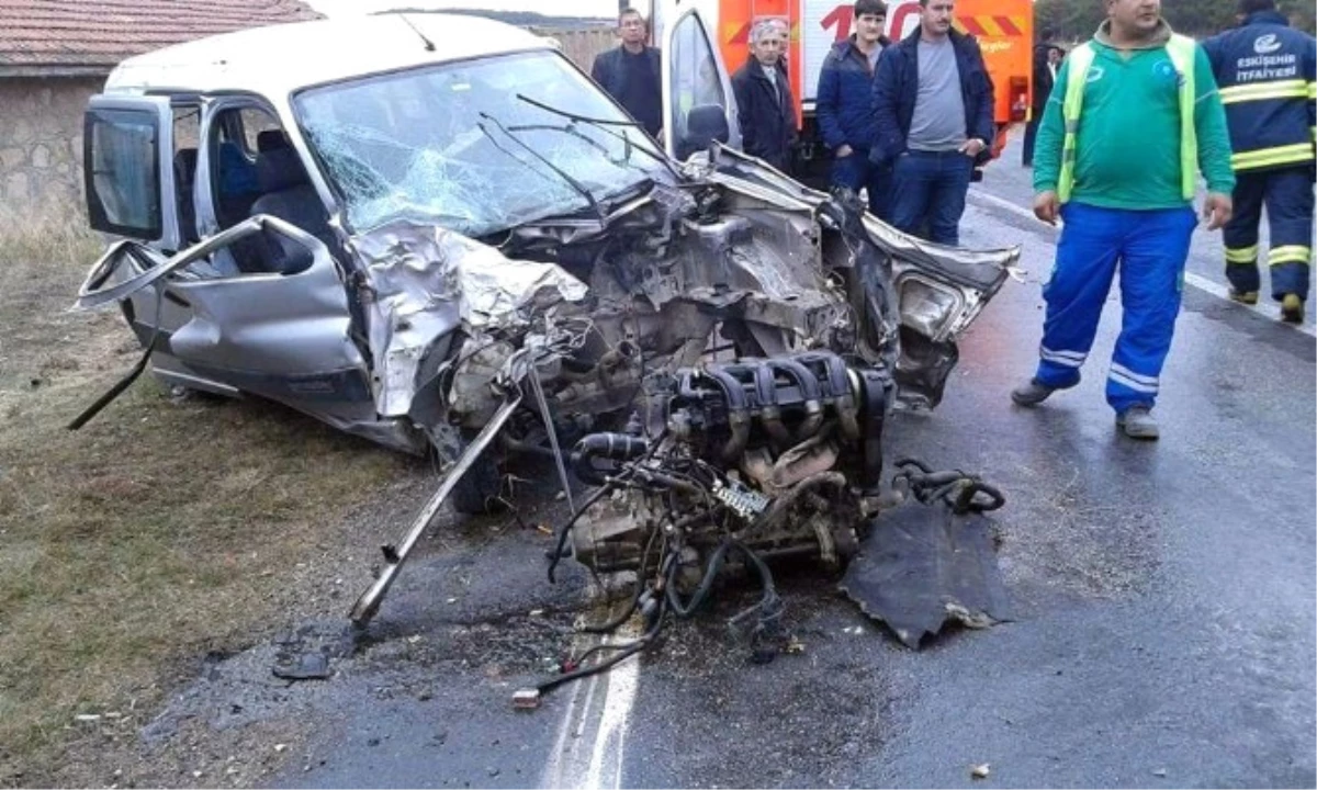 Eskişehir\'de Trafik Kazası, 5 Yaralı