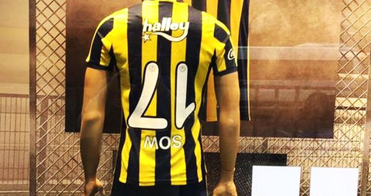 Fenerbahçe, Ters Yazılmış Sow Formalarını Satışa Çıkardı