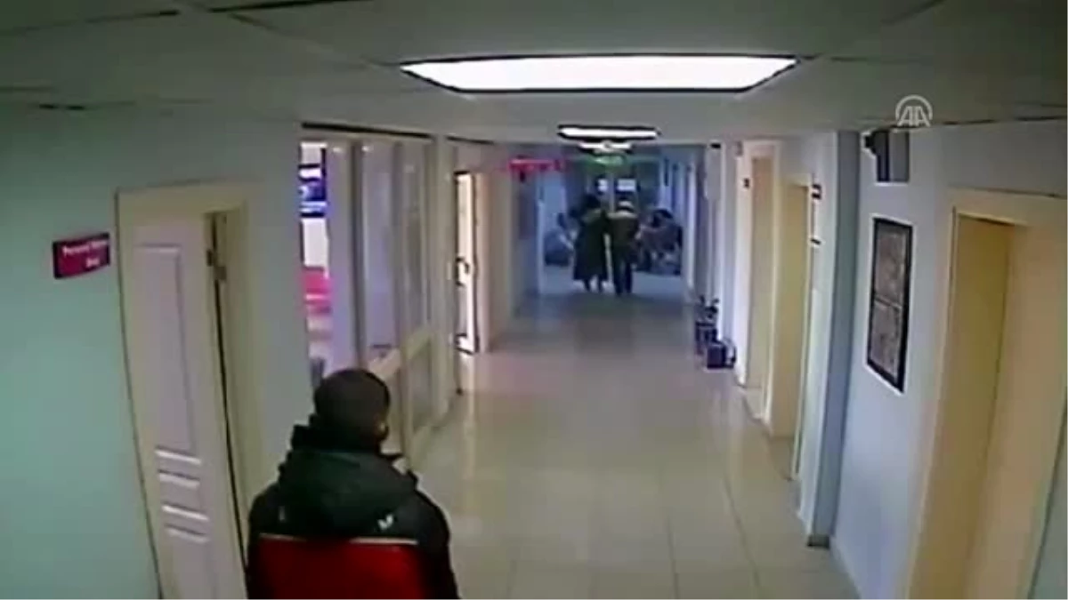 Hastaneden Hırsızlık Kameralara Yansıdı