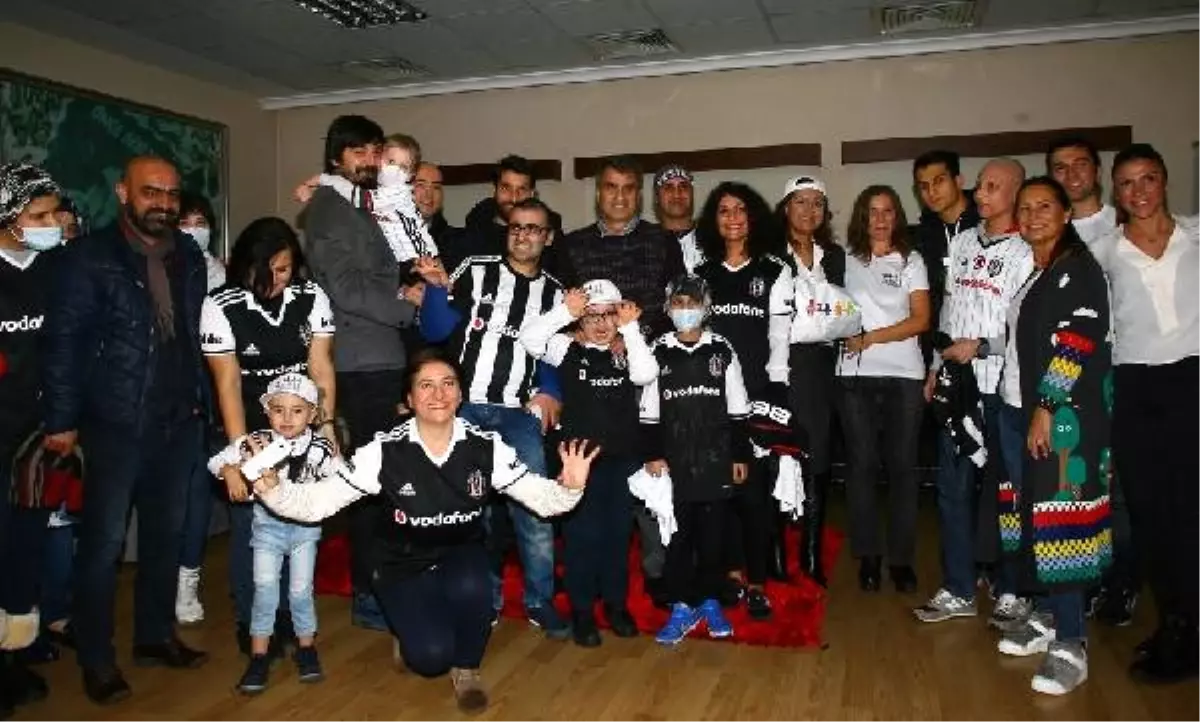 Kanser Savaşçıları Derneği\'nden Beşiktaş\'a Ziyaret