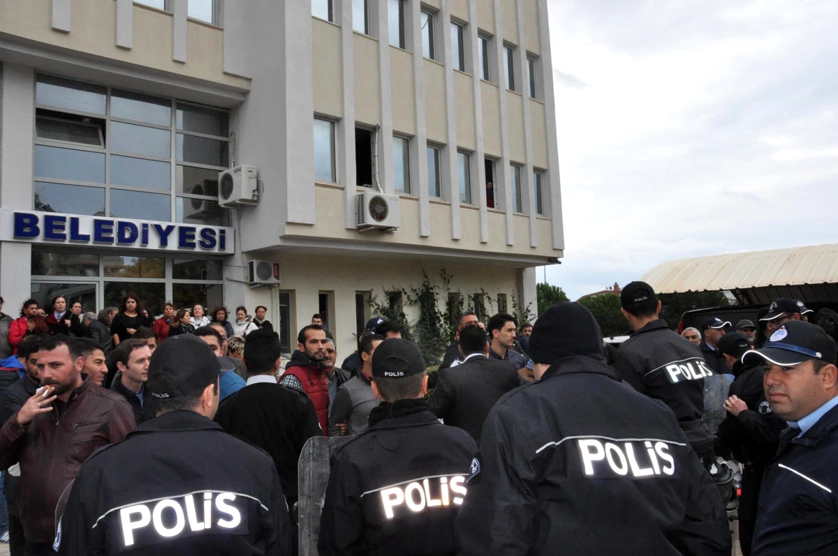 Kardeş Kılıçdaroğlu\'nun Yürüyüşü Gerginlikle Noktalandı