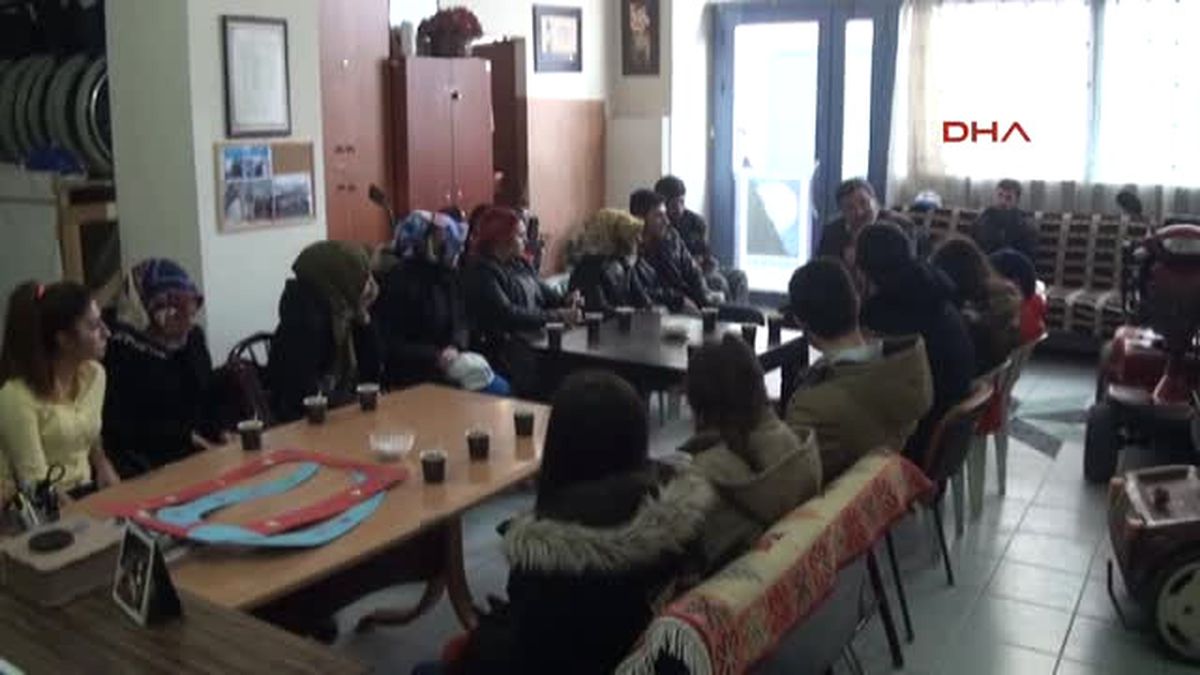 Kars Üniversiteli Öğrenciler, Empati Yaptı