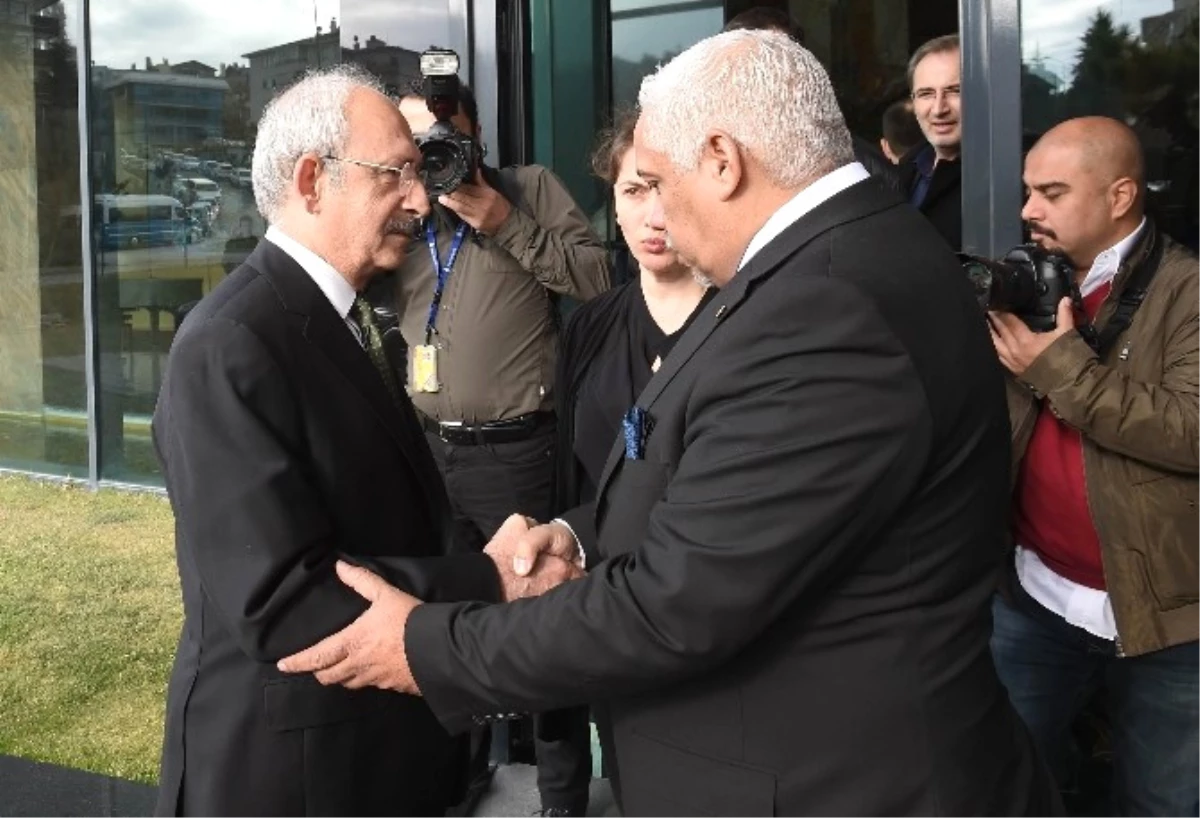 Kılıçdaroğlu\'dan, Küba Ankara Büyülelçiliğine Taziye Ziyareti