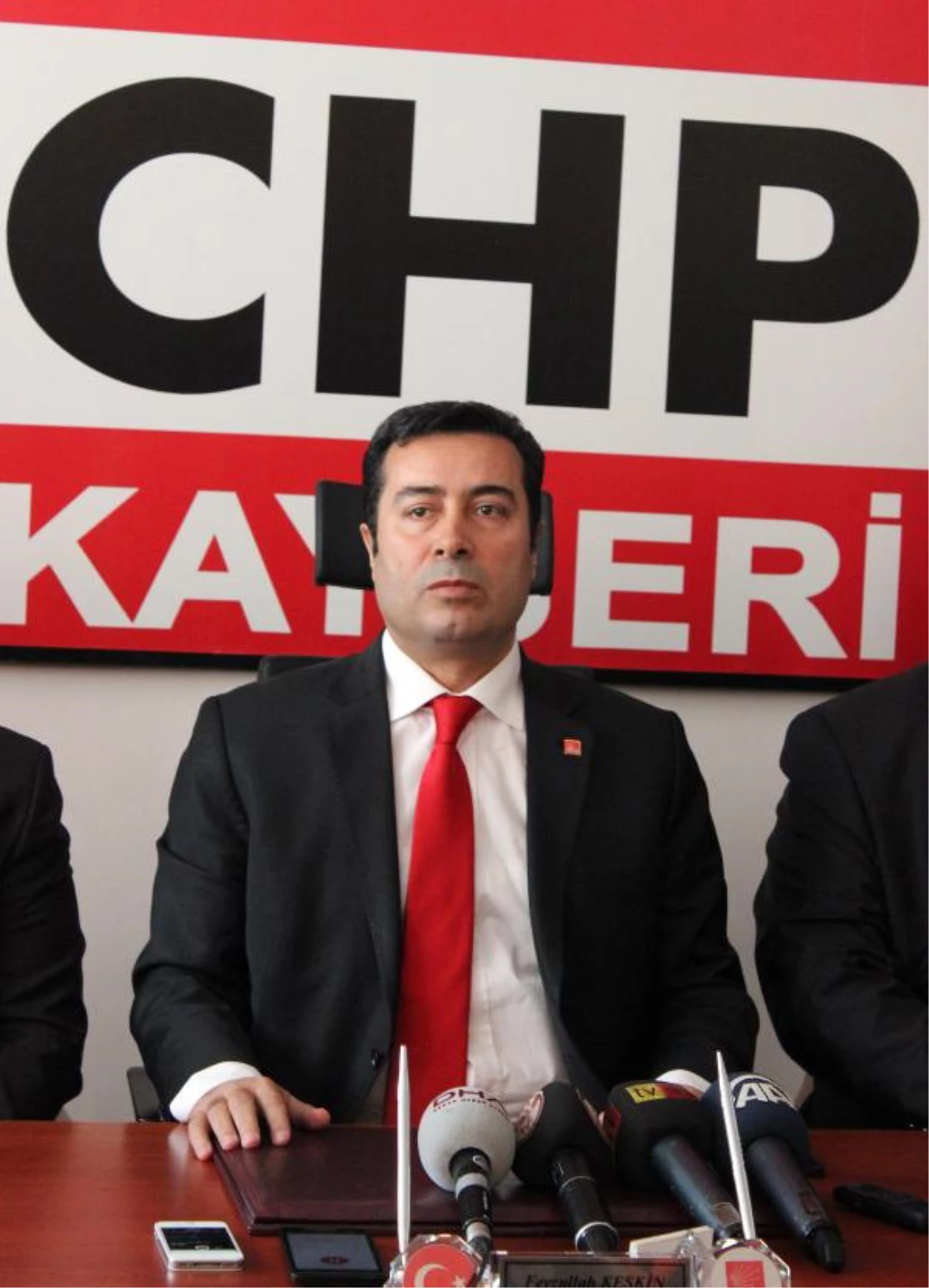 Kılıçdaroğlu\'na Kızdığı İçin CHP Binasını Kundaklamış (3)