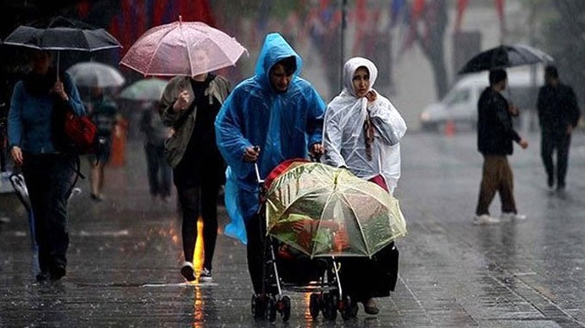 Meteoroloji\'den 2 İl İçin \'Aşırı Yağış\' Uyarısı