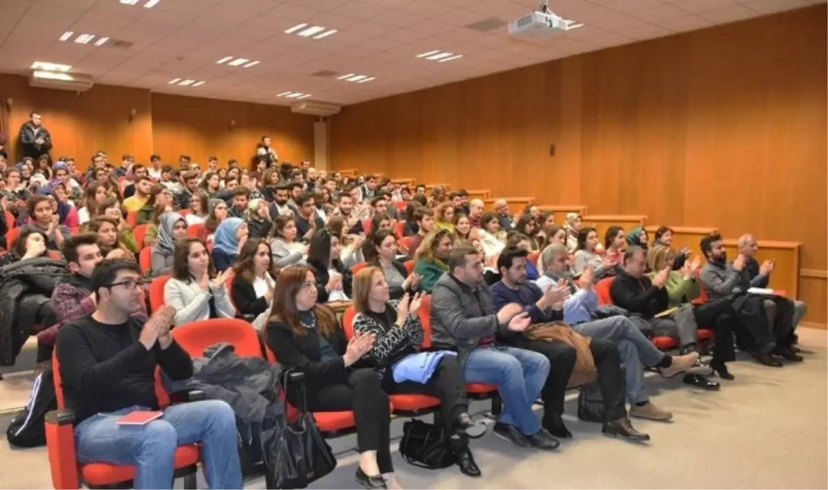 Mimarlık Öğrencileri Yeşil Binaları Konuştu