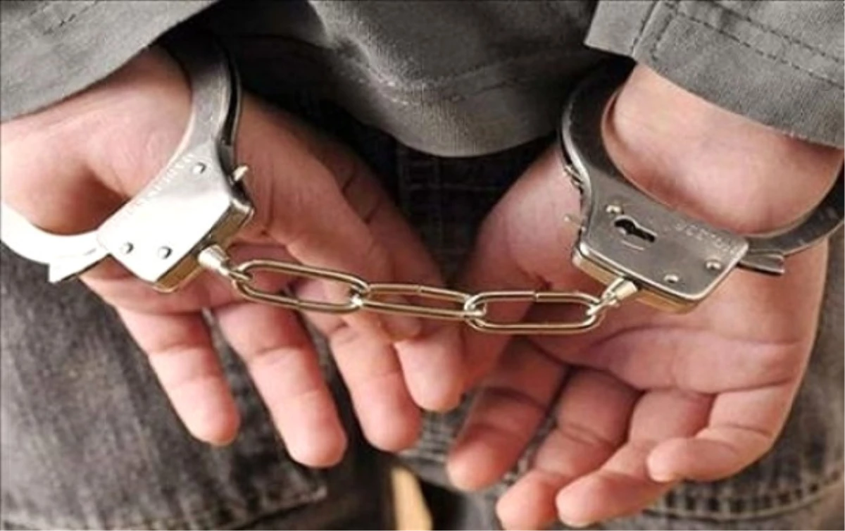 Uşak\'ta Fetö/pdy\'den 10 Kişi Tutuklandı