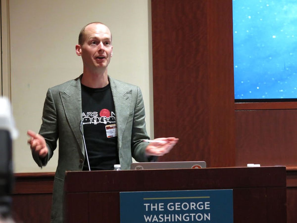 2. Global Satshow