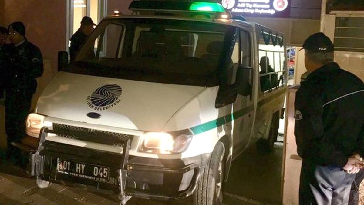 Adana\'da Kız Öğrenci Yurdunda Yangın: 8 Ölü, 13 Yaralı (2)