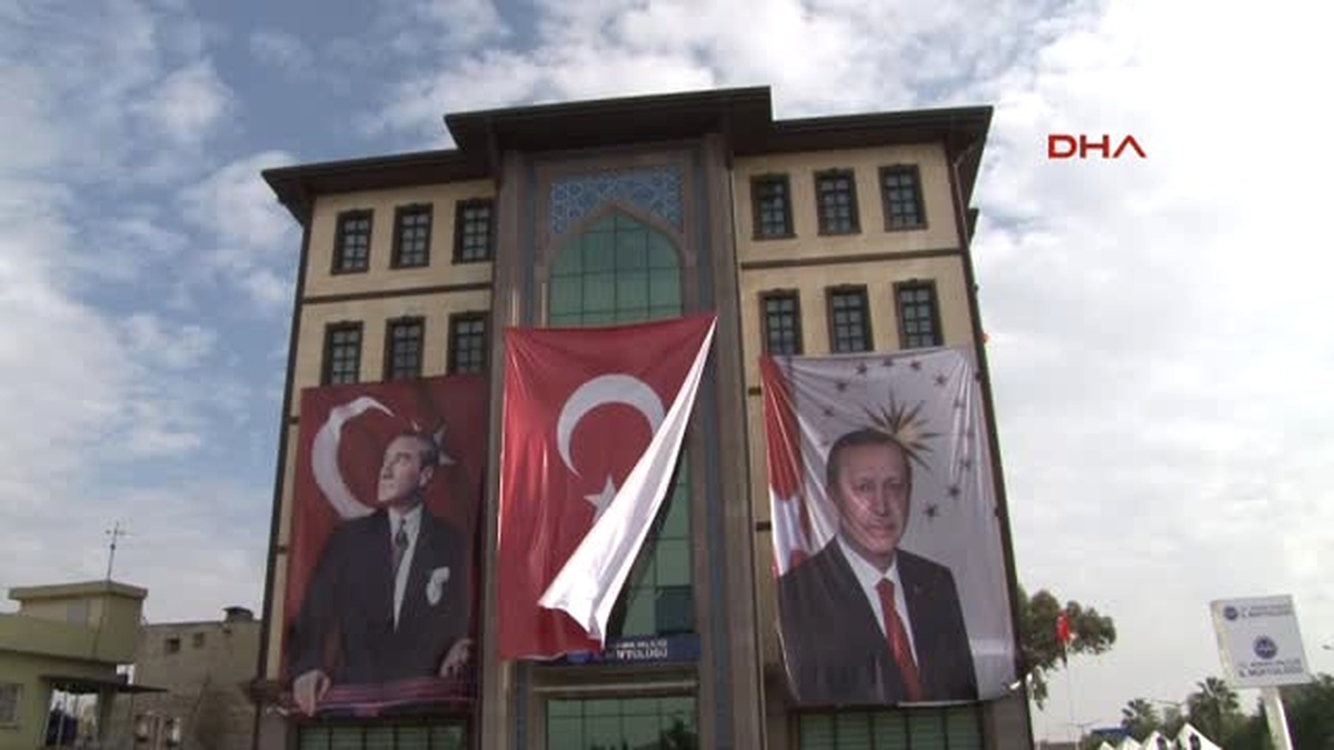 Adana Diyanet Işleri Başkanı Görmez, Sabah Namazı Kıldırdı