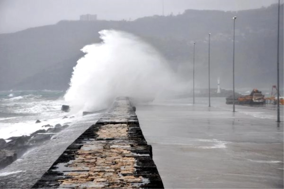 Amasra\'da Dev Dalgalar