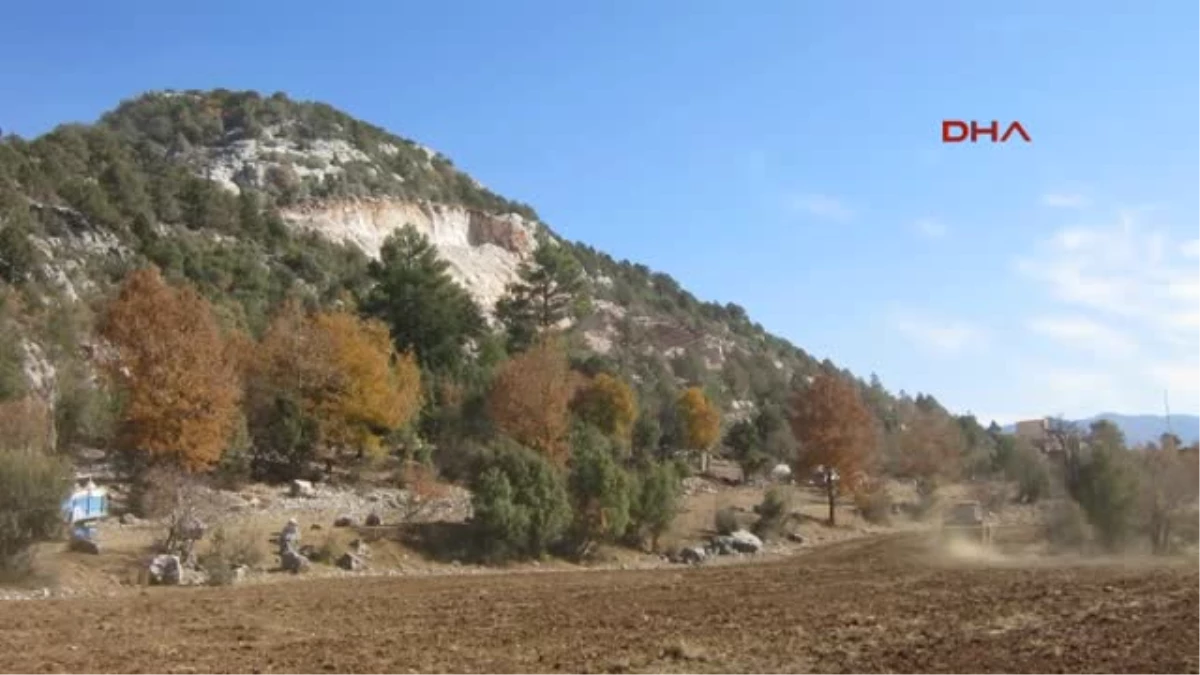 Antalya Taş Ocağındaki Patlatma Görüntülendi